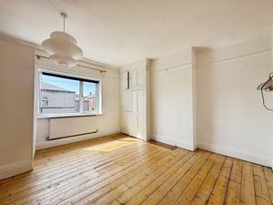 Bedroom- click for photo gallery